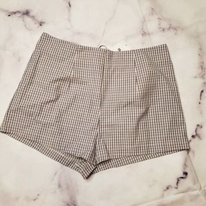 URBAN OUTFITTER plaid high waist shorts L